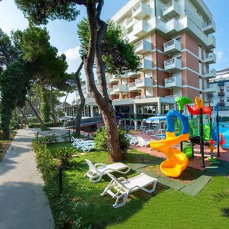Hotel Atlantic Giulianova Zewnętrze zdjęcie