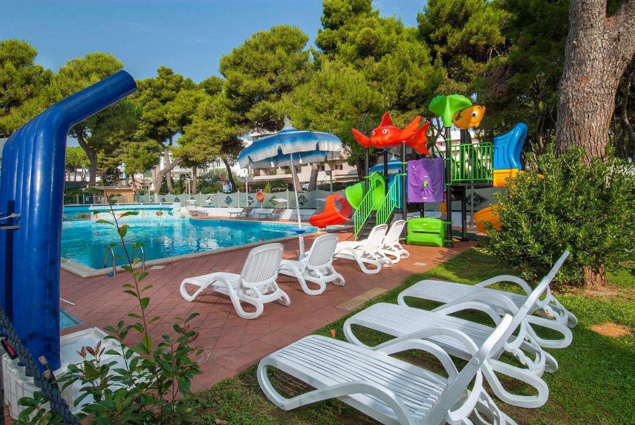 Hotel Atlantic Giulianova Zewnętrze zdjęcie