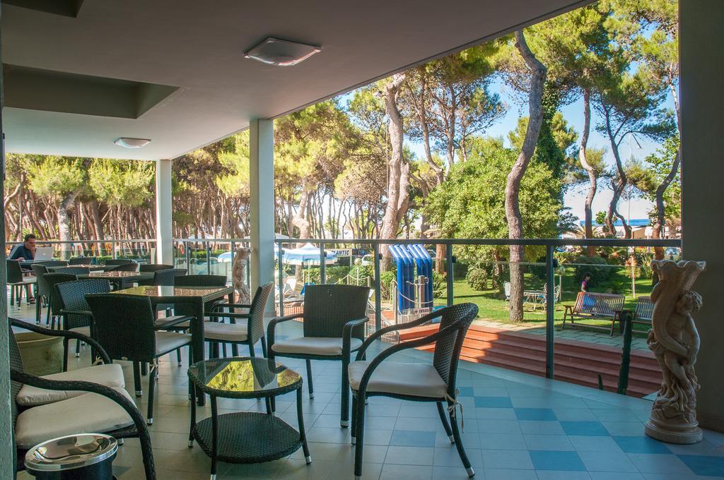 Hotel Atlantic Giulianova Zewnętrze zdjęcie