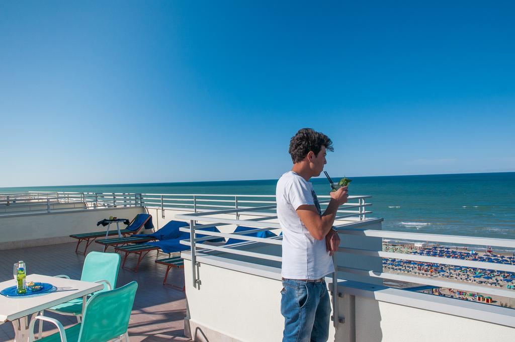Hotel Atlantic Giulianova Zewnętrze zdjęcie