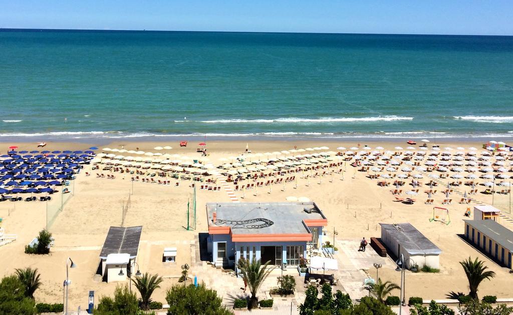 Hotel Atlantic Giulianova Zewnętrze zdjęcie